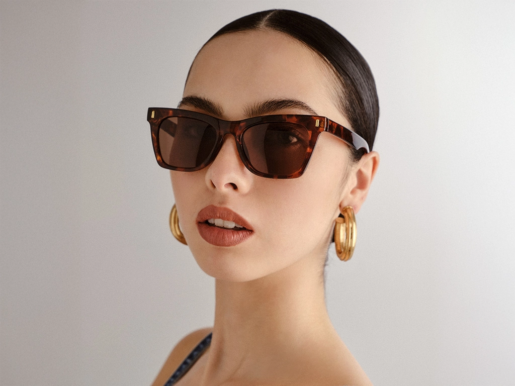 AIRE Bellatrix 48 Dark Tort