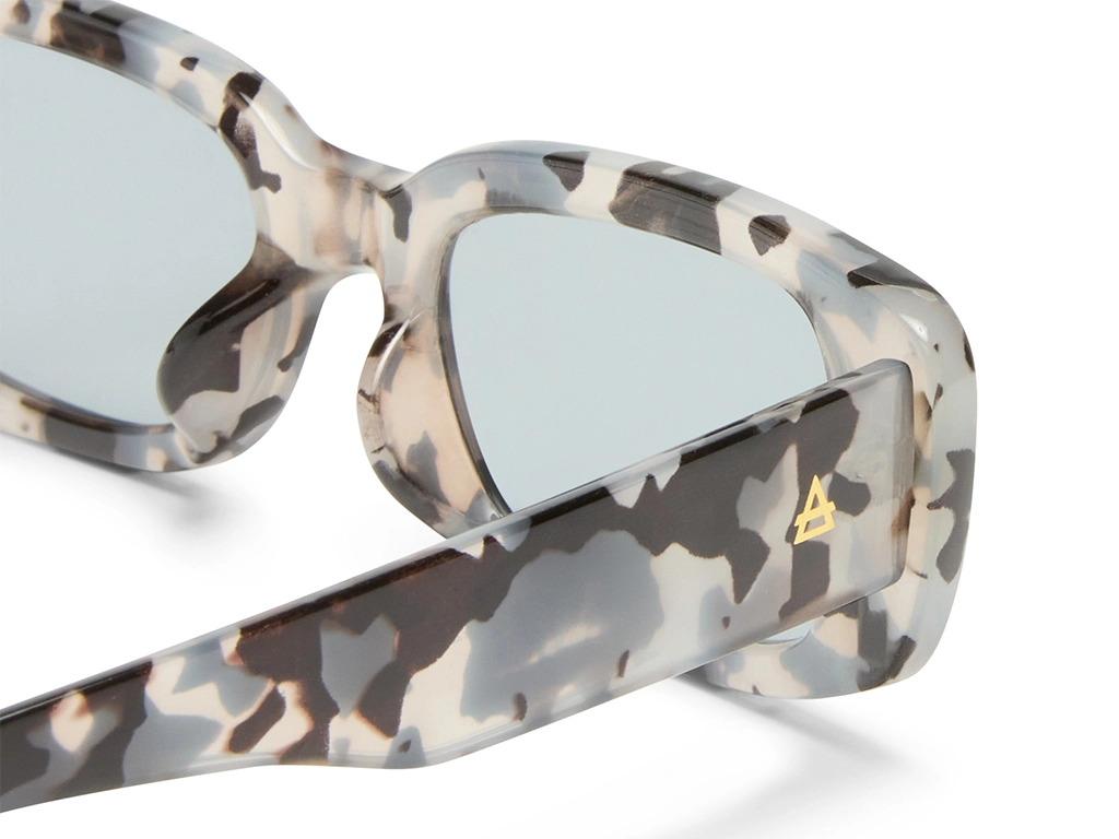 AIRE Ceres 51 Charcoal Tort