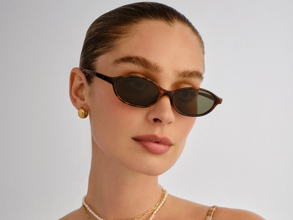 AIRE Earthshine Dark Tort 54