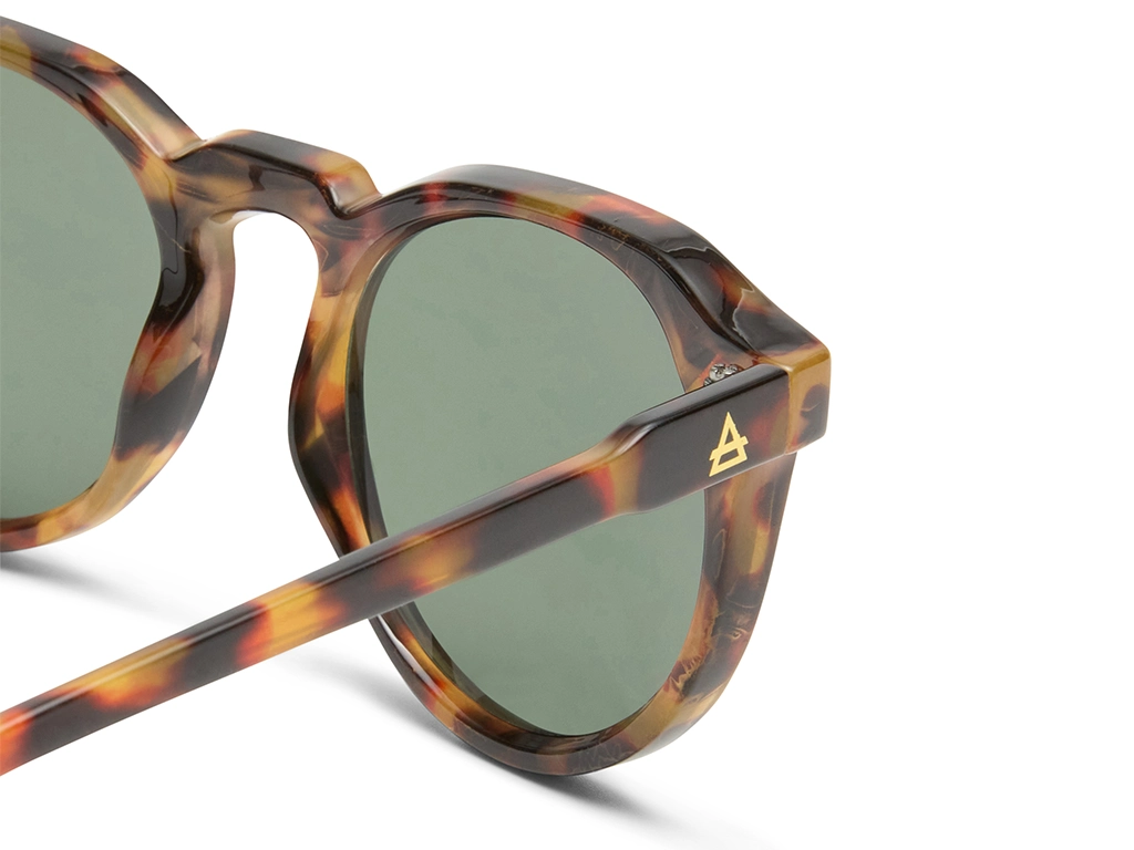 AIRE Nucleus 52 Dark Tort