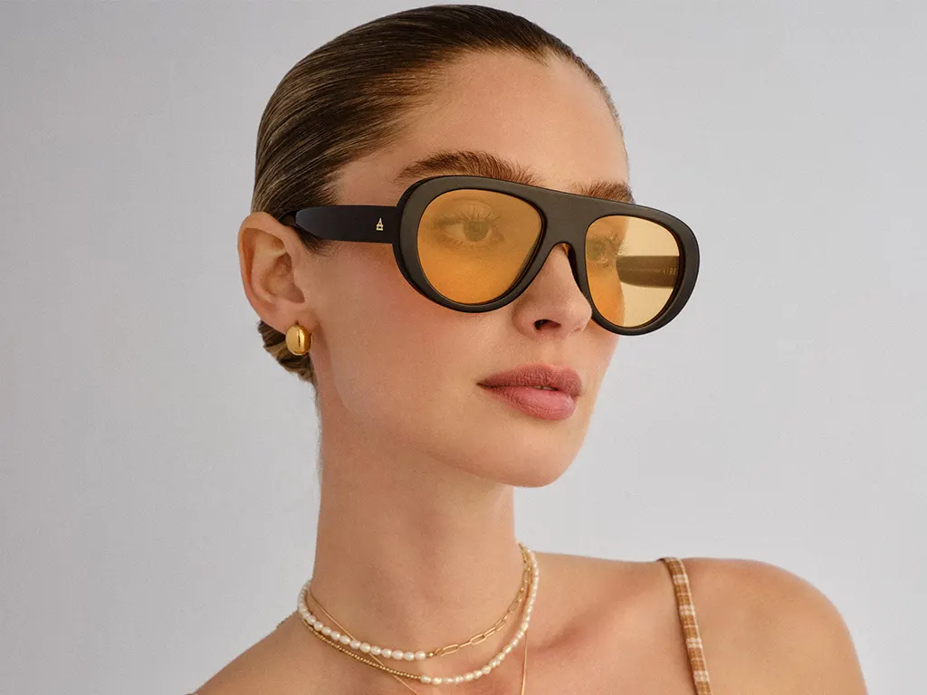 AIRE Satellite Black 56