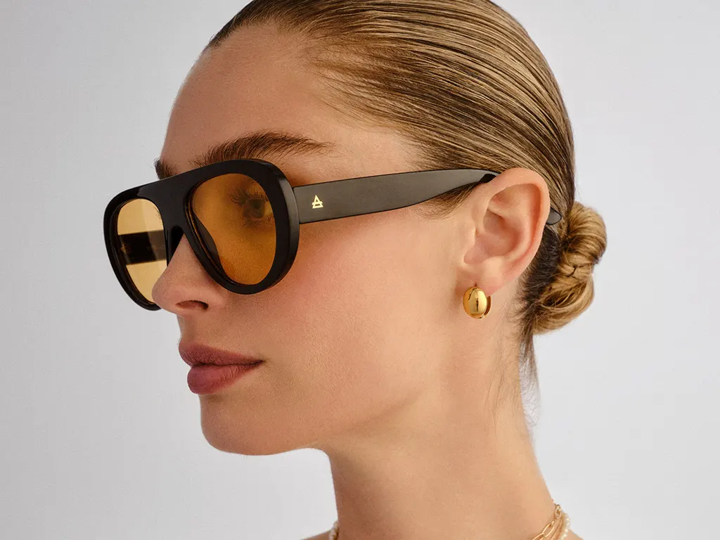 AIRE Satellite Black 56