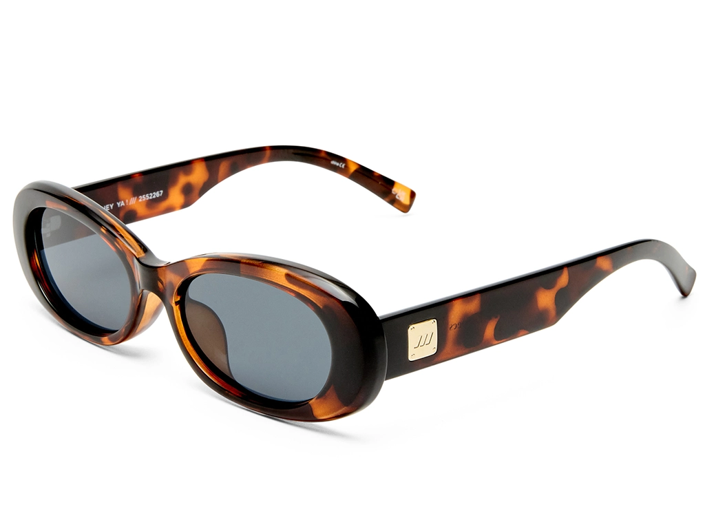 Le Specs Hey Ya! + Tort 54