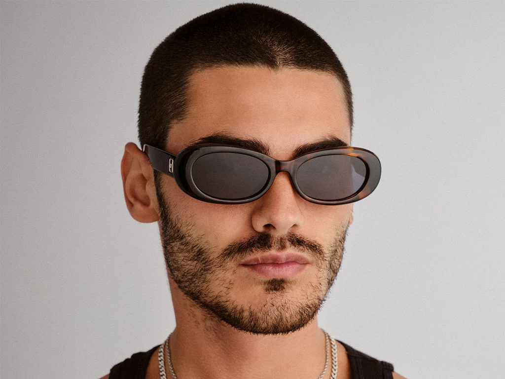 Le Specs Hey Ya! + Tort 54