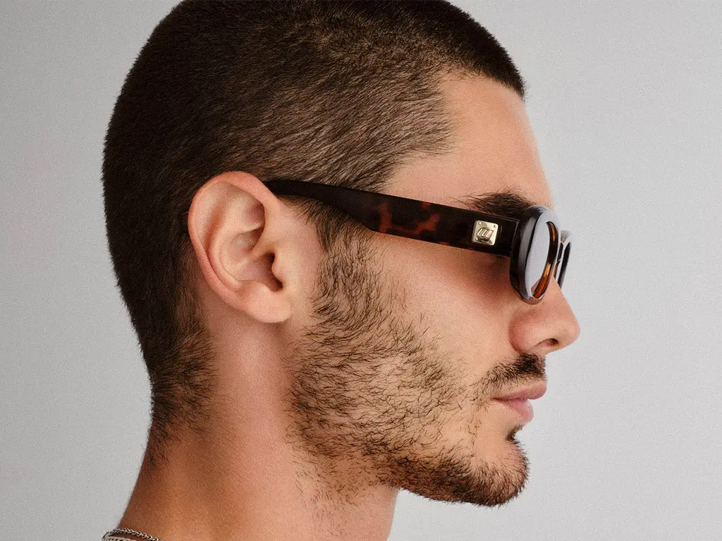 Le Specs Hey Ya! + Tort 54